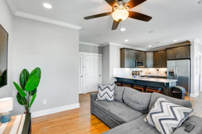 Modern Nashville Condo Walk to Local Breweries!